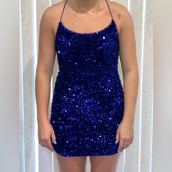 Amelia Couture formal dress size 2 - Picture 1 of 8